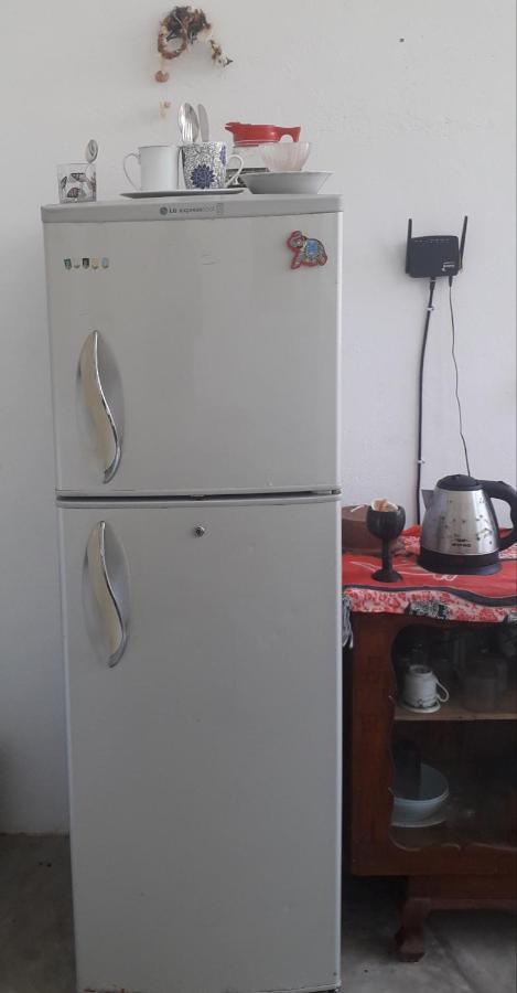 Ameesha Guesthouse أونا واتونا المظهر الخارجي الصورة