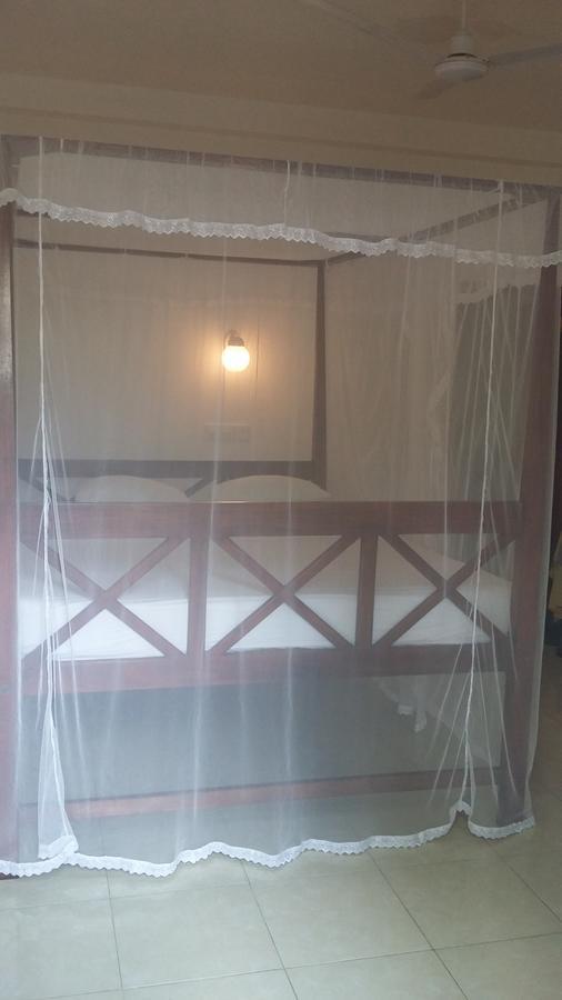 Ameesha Guesthouse أونا واتونا المظهر الخارجي الصورة